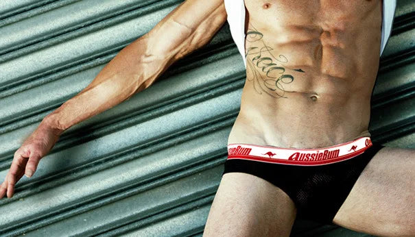 Wholesale of men's mesh breathable briefs, lightweight and sexy mesh briefs