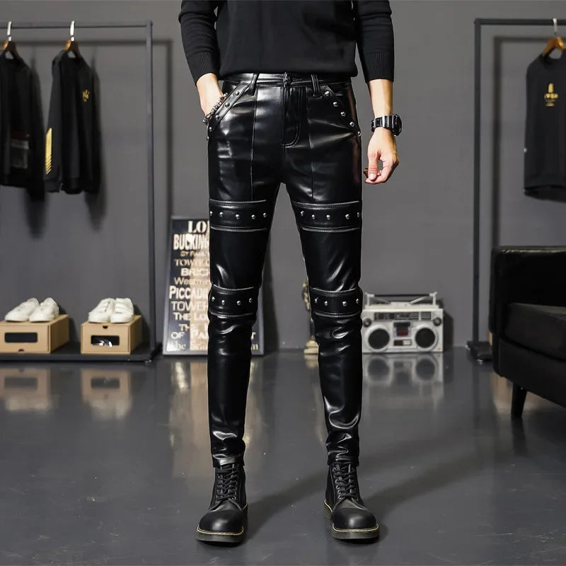 2024 New Winter Spring Mens Skinny Biker Leather Pants Fashion Faux Leather Motorcycle Trousers for Male Trouser Stage Club Wear