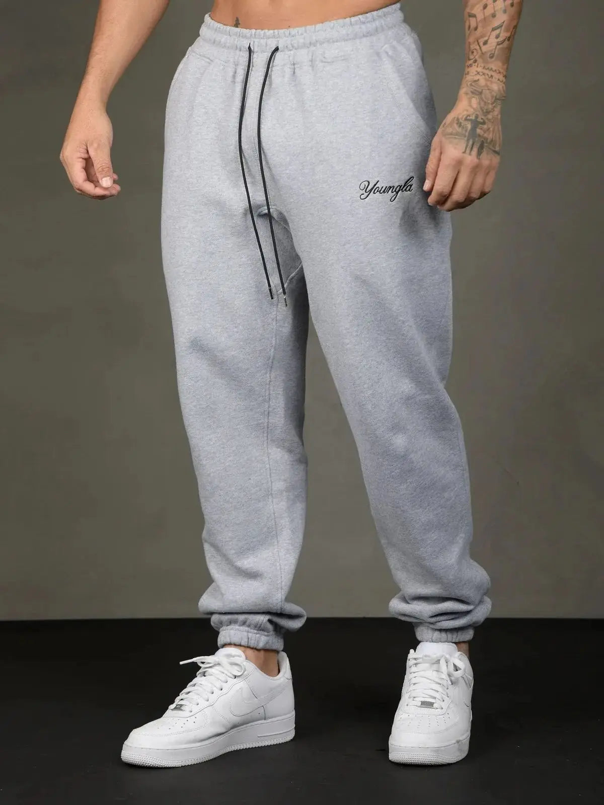 Men's sports pants new outdoor fitness sports trousers running fitness sweatpants spring and autumn version